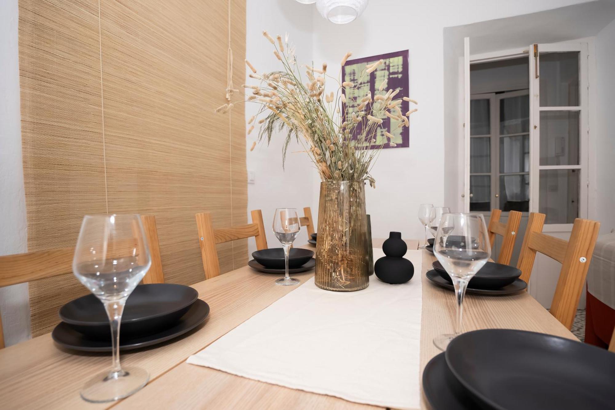 California Apartament Dos De Mayo Севиля Екстериор снимка